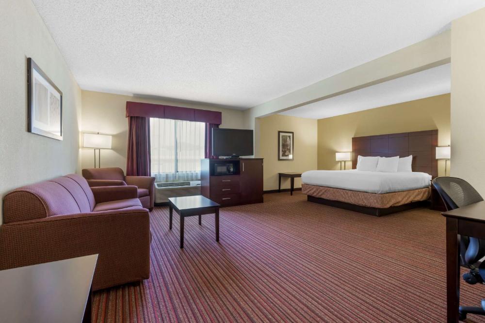 King Suite interior
